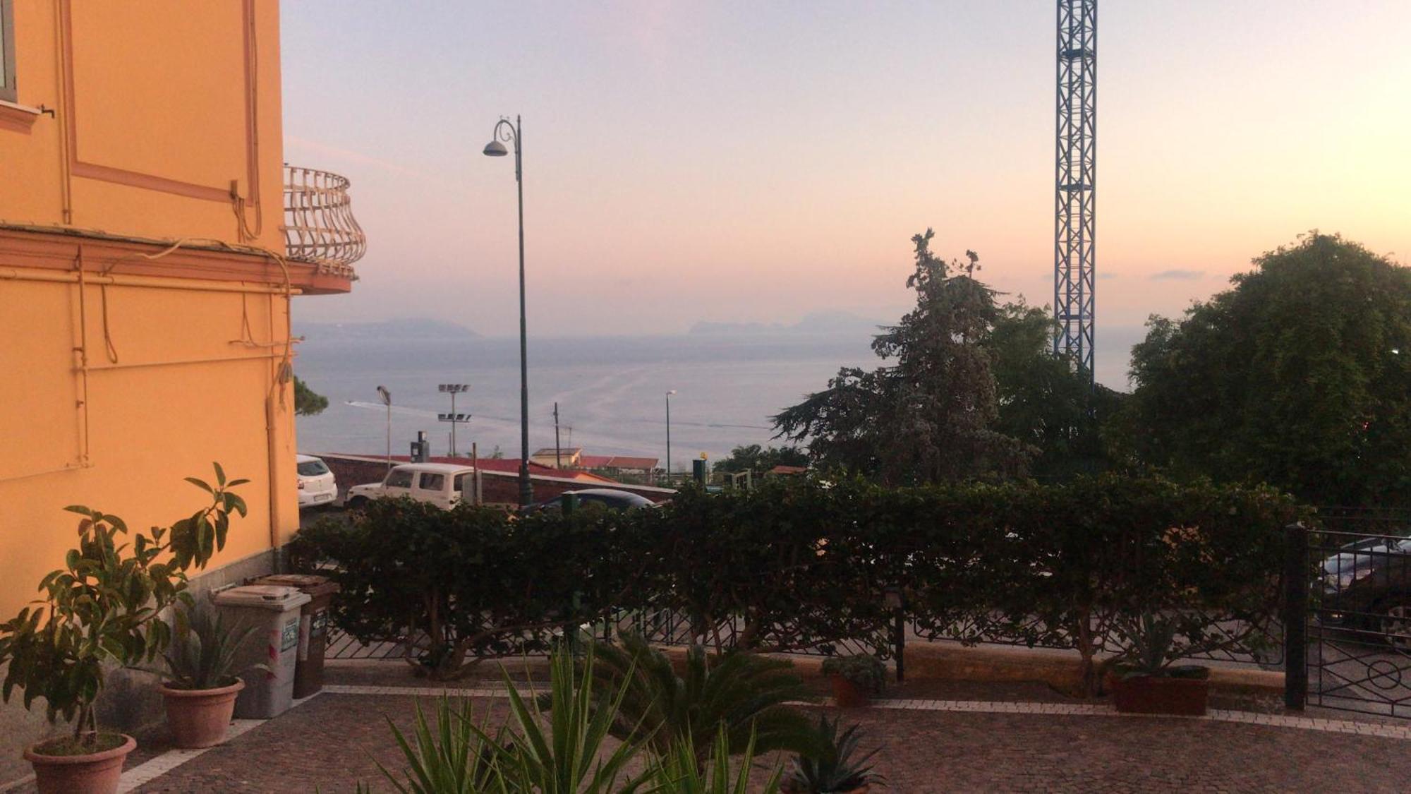Vomero Guest House Naples Exterior photo